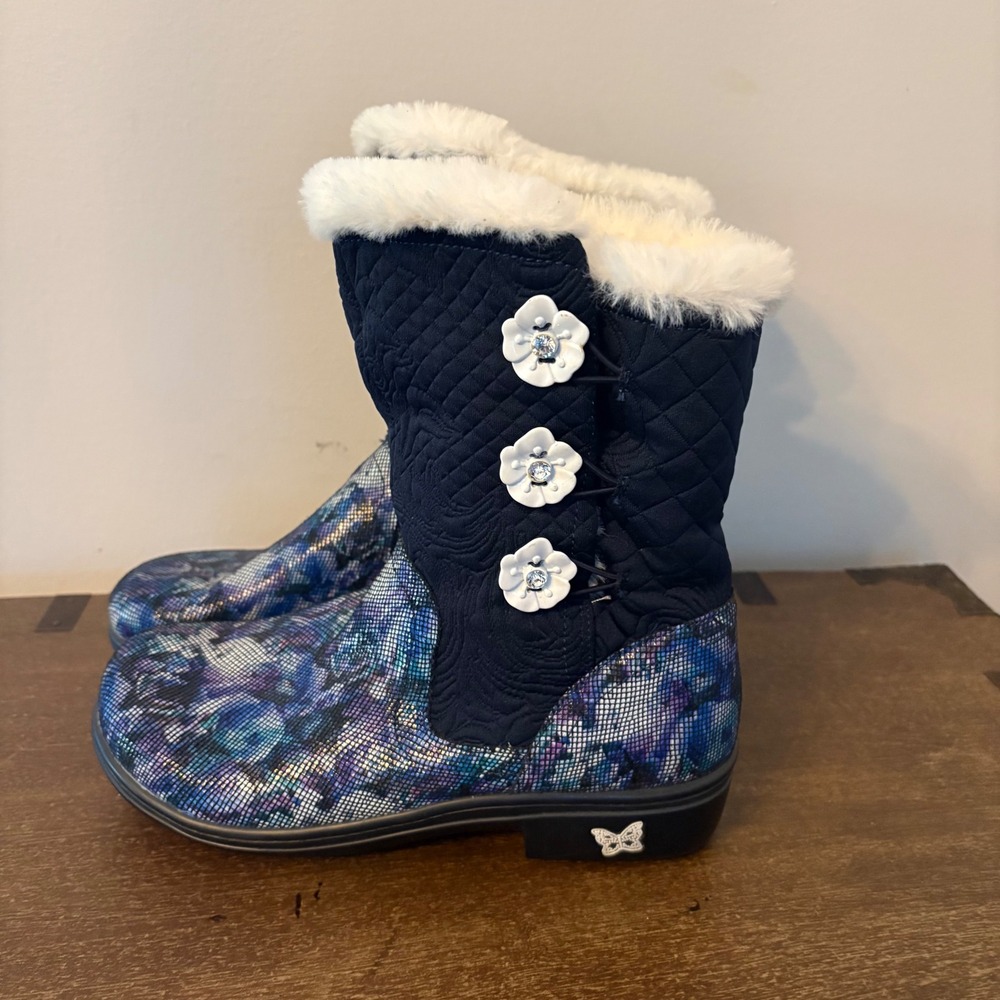 Alegria Nanook Navy Blue Metallic Floral Faux Fur Winter Boots NAN-314 Size 38